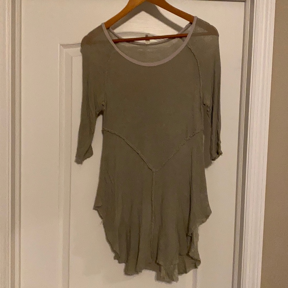 Free People Size S Flowy Light weight sage sweater